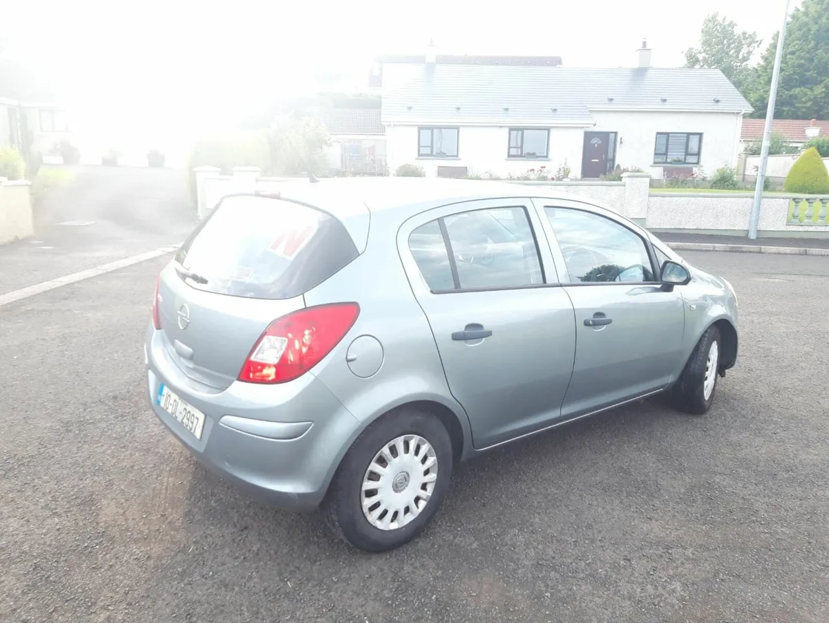 Opel Corsa 2010 - Image 3