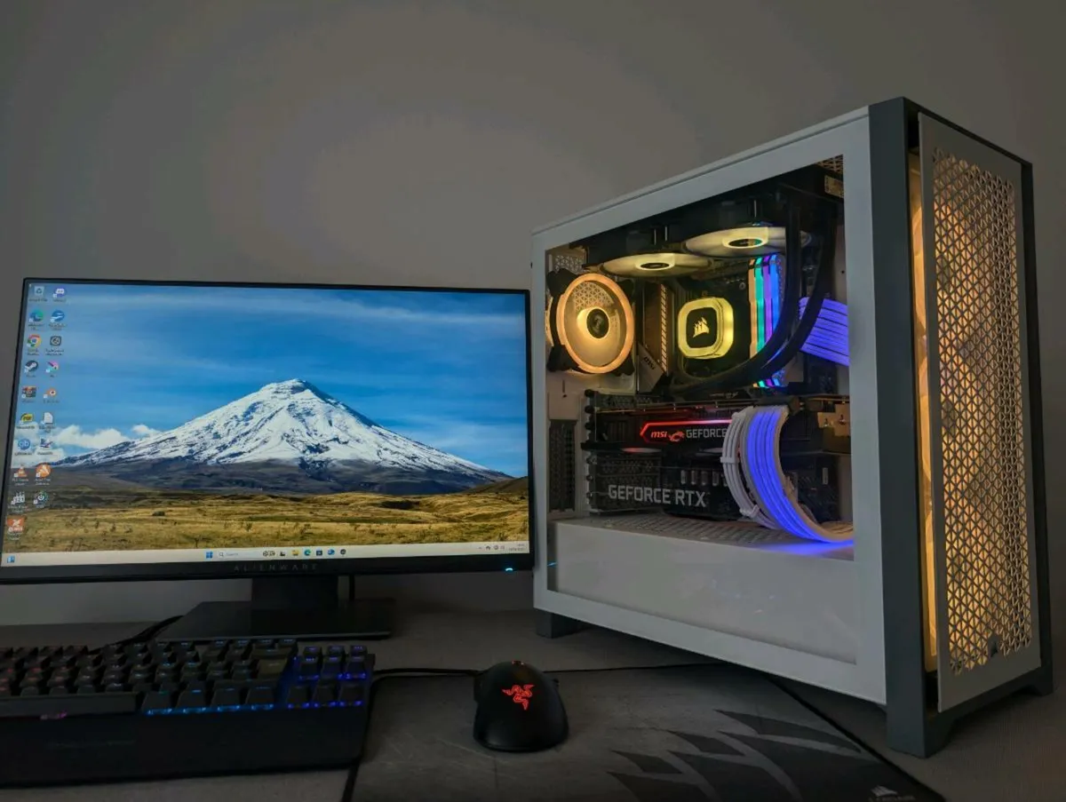 Corsair AMD Ryzen 7 5700X | MSI B550 Tomahawk | 32 - Image 2