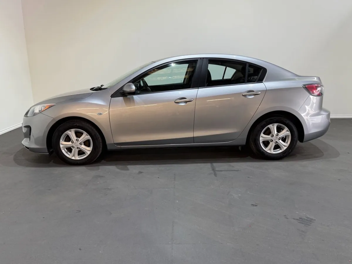 Mazda Mazda3 2013 - Image 2