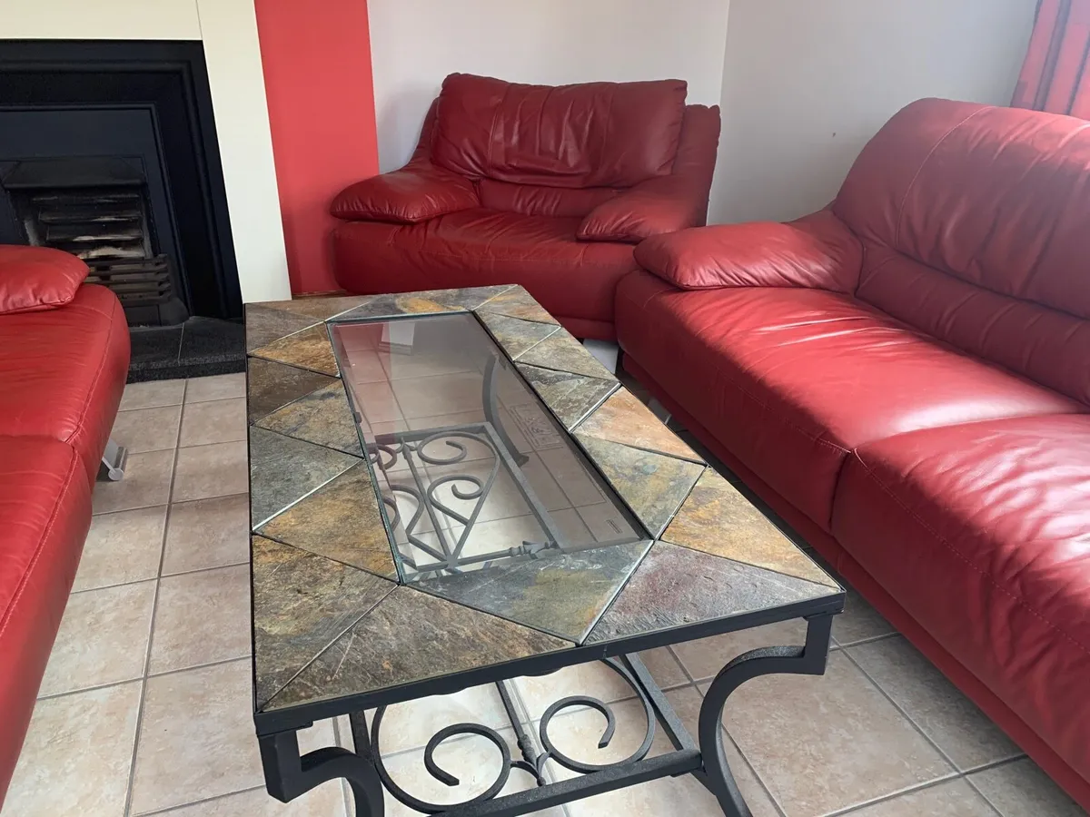 Coffee table - Image 1
