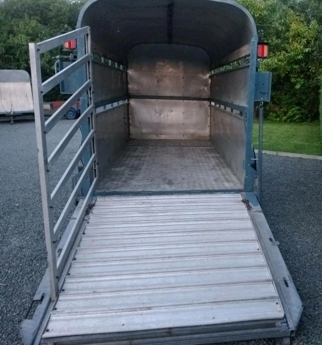 CATTLE TRAILER - Image 3
