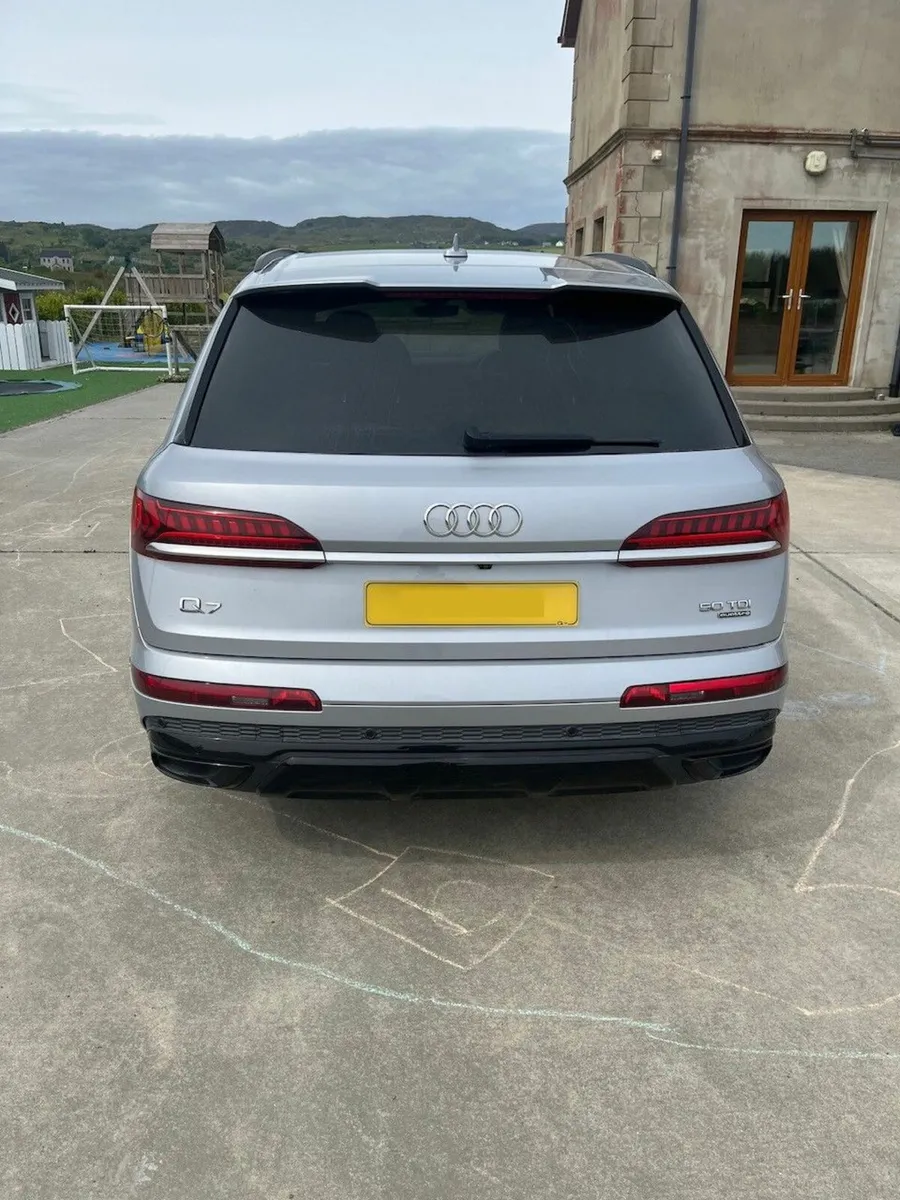 2020 Audi Q7 50 TDI Black ED (Extended Warranty) - Image 4
