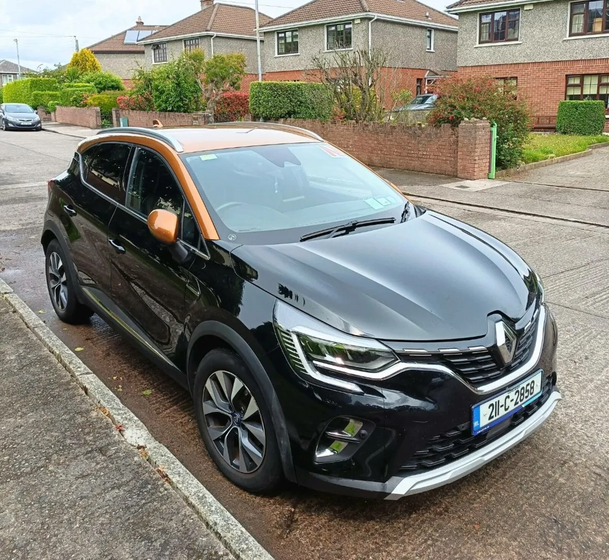Renault Captur E-tech Plug-in 6 Month Warranty - Image 1