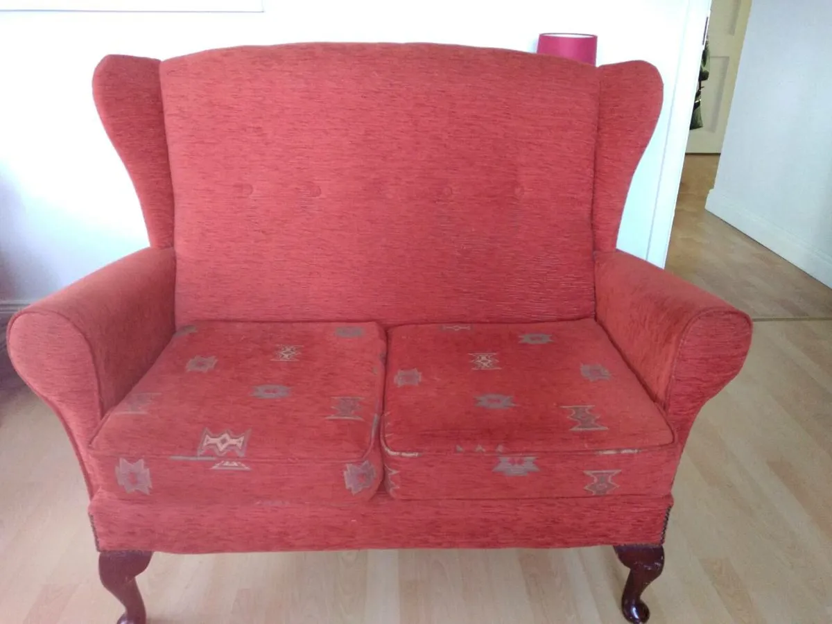 Queen Anne Couch
