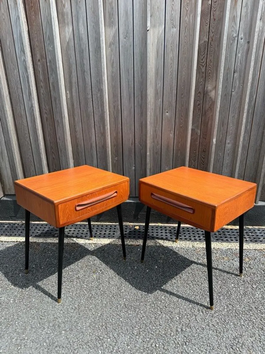 Mid century teak bedside lockers vintage retro - Image 4