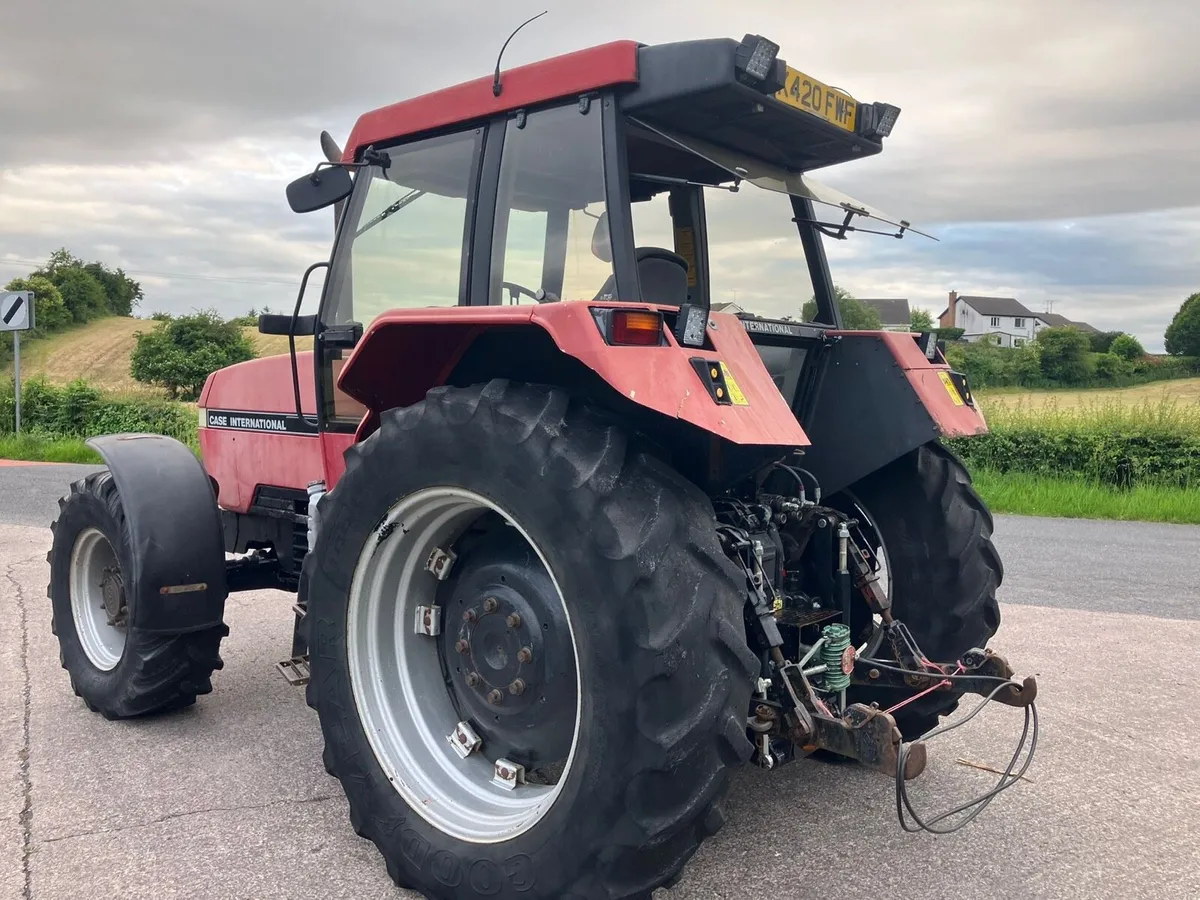 Case 5140. 4WD - Image 4