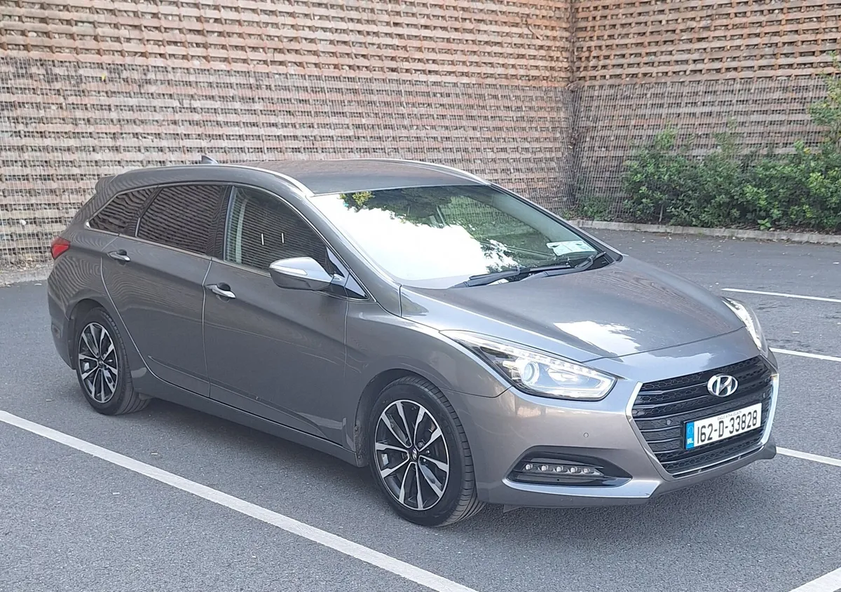 Hyundai i40 Automatic - Image 1