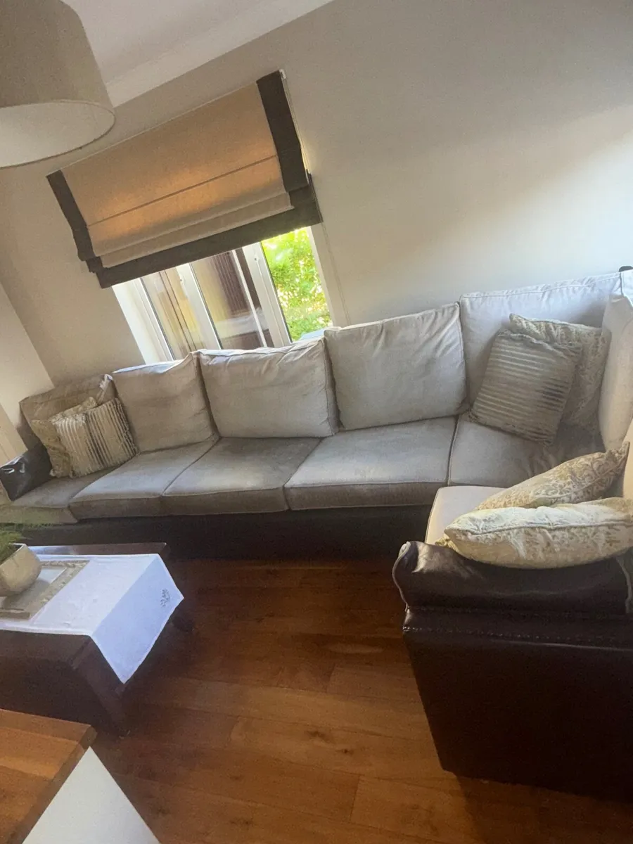 Couch - Image 1