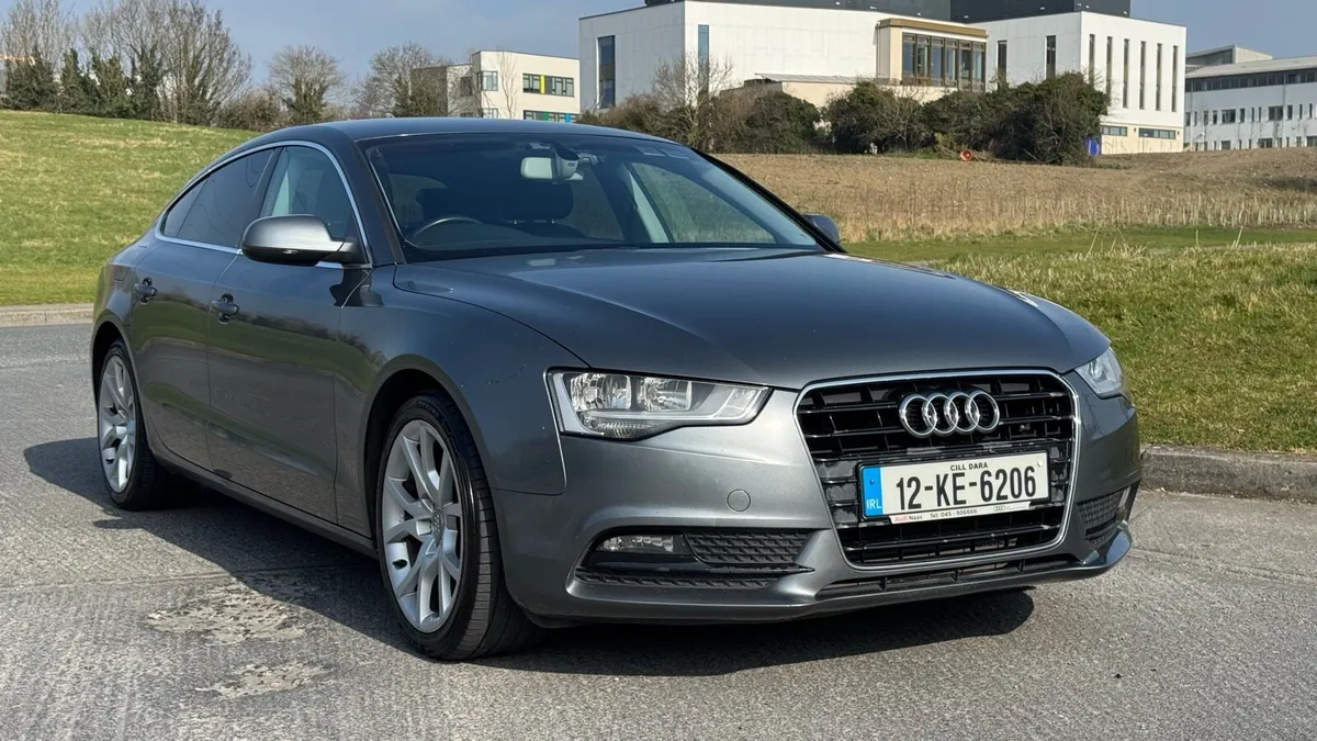 Audi A5 2012 - Image 2