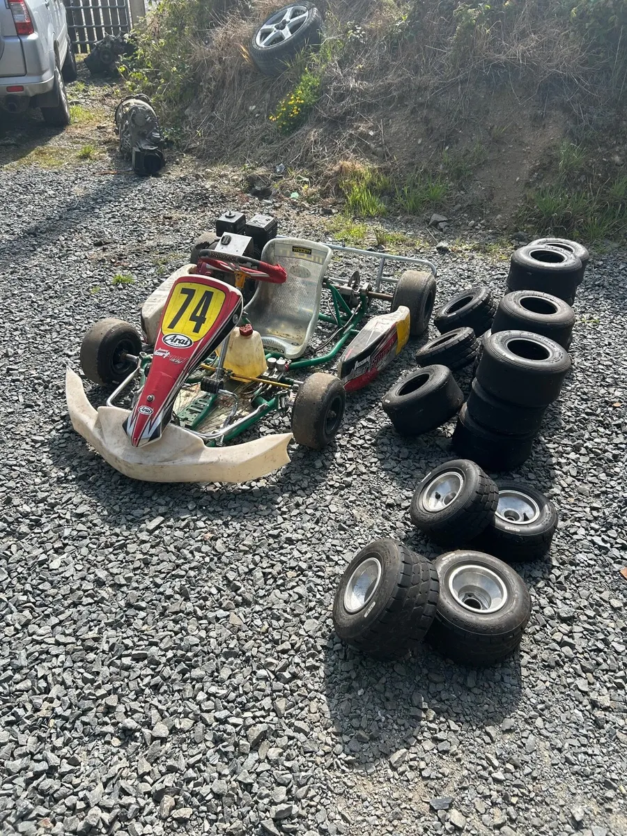 Go cart in excellent condition spare rims tyres - Image 3