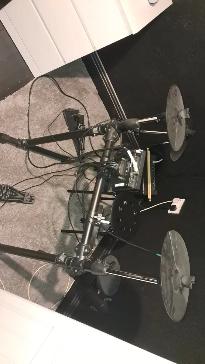 Electric drums set - Image 1