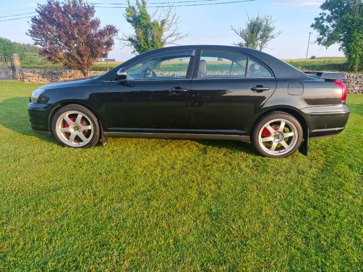 Toyota avensis - Image 3