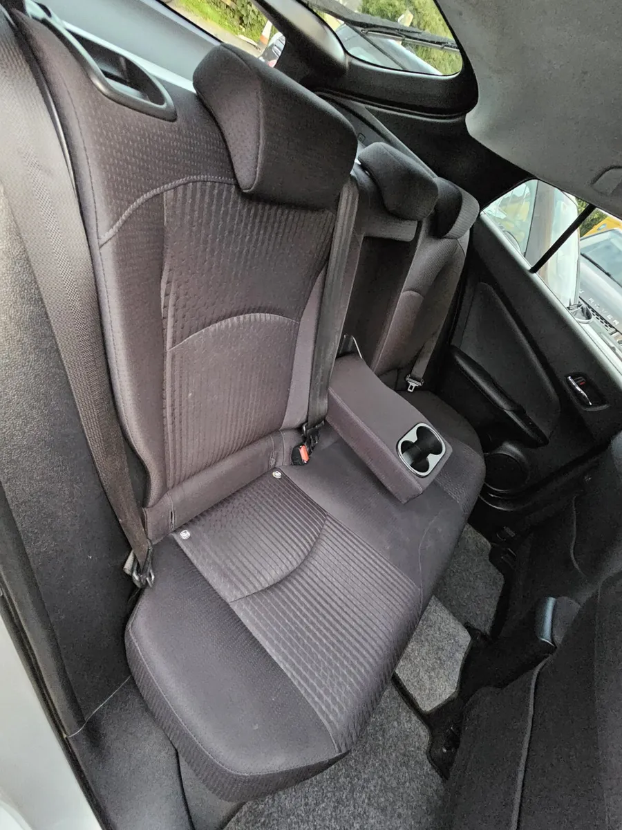 2018 Toyota prius hybrid.  Automatic €13650 - Image 3