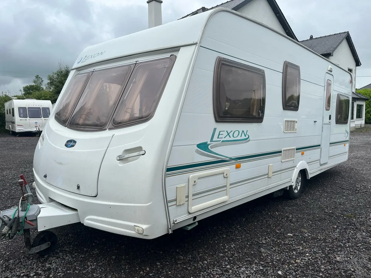 Lunar Lexon mortar mover plus awning - Image 1