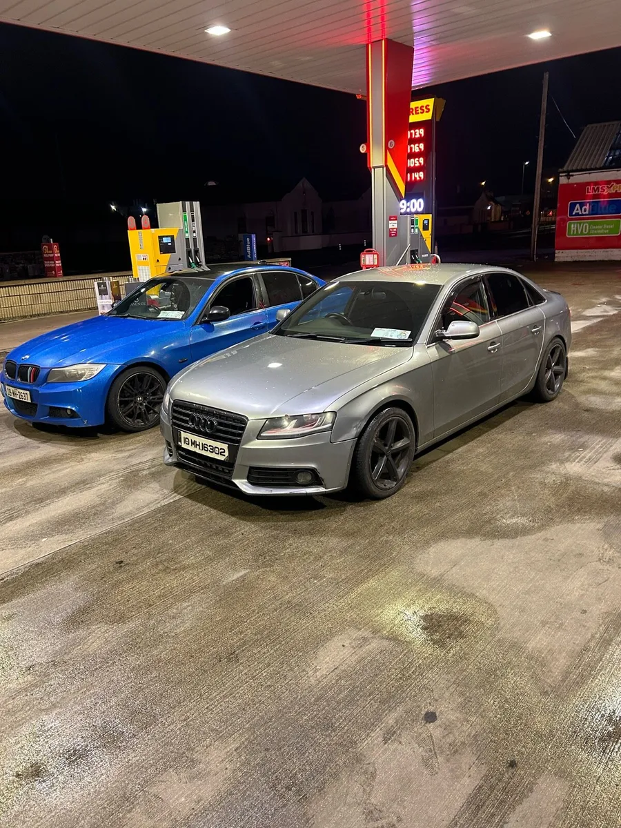 Audi A4 2010 - Image 2