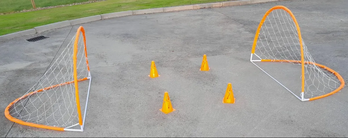 Mini goals and cones - Image 1