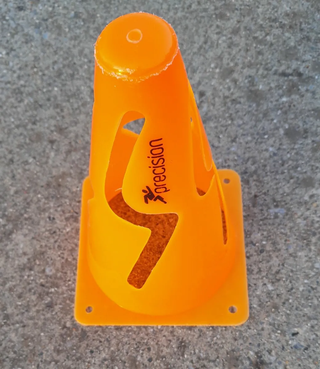 Mini goals and cones - Image 2