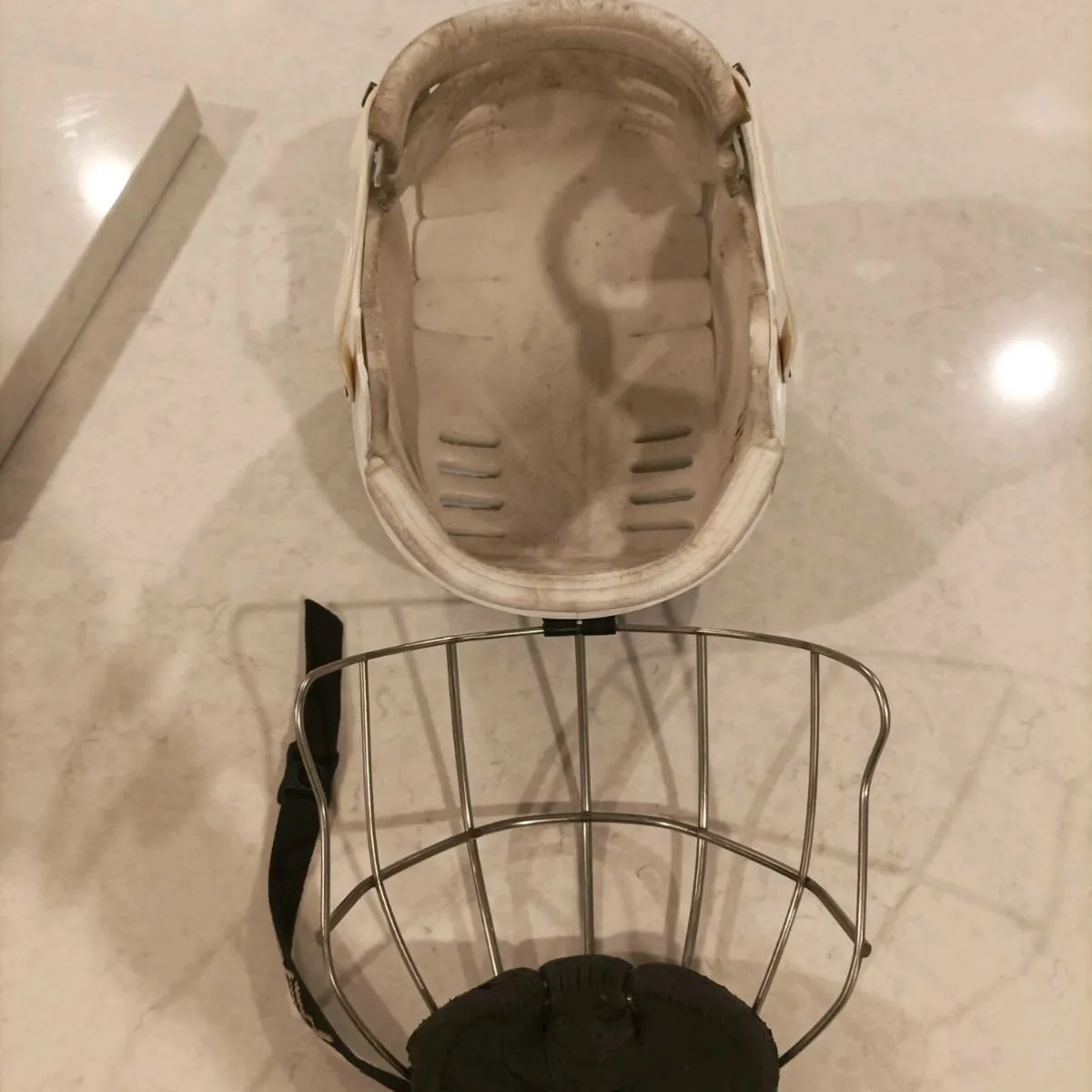 Mycro hurling helmet - Image 3