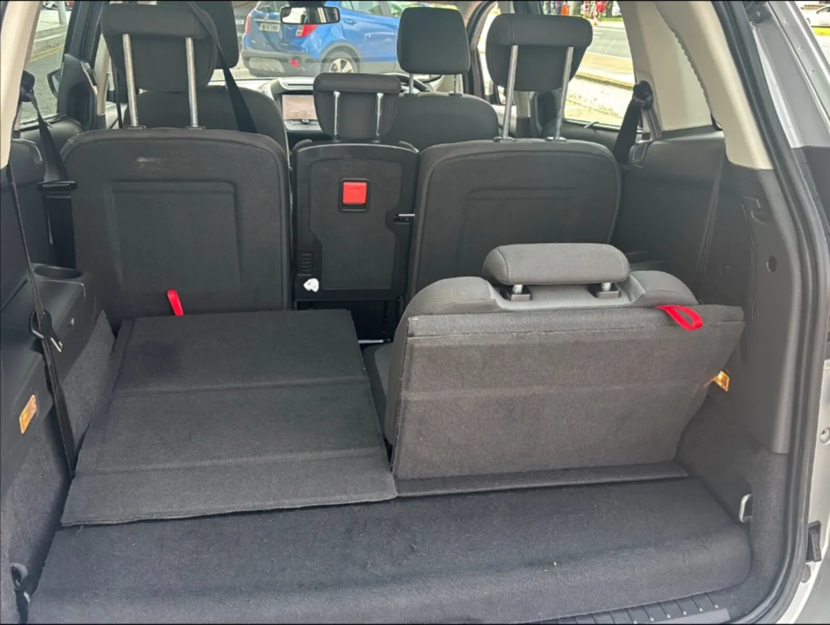 Ford Grand C-Max automatic  7 seater - Image 3