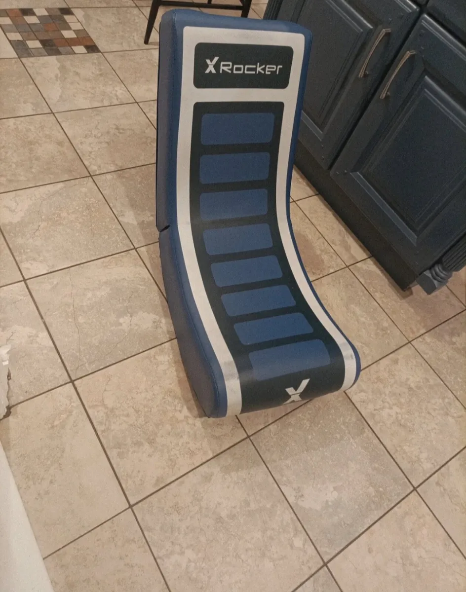 X rocker chair - Image 1