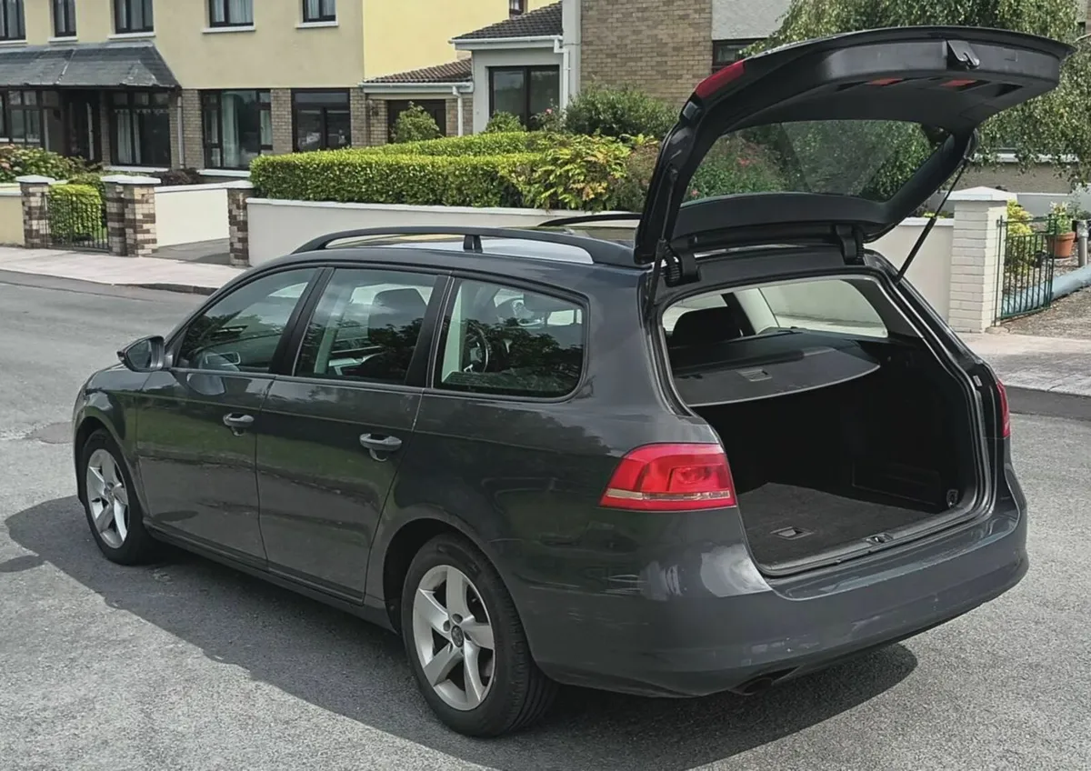 Volkswagen Passat 2014 - Image 4