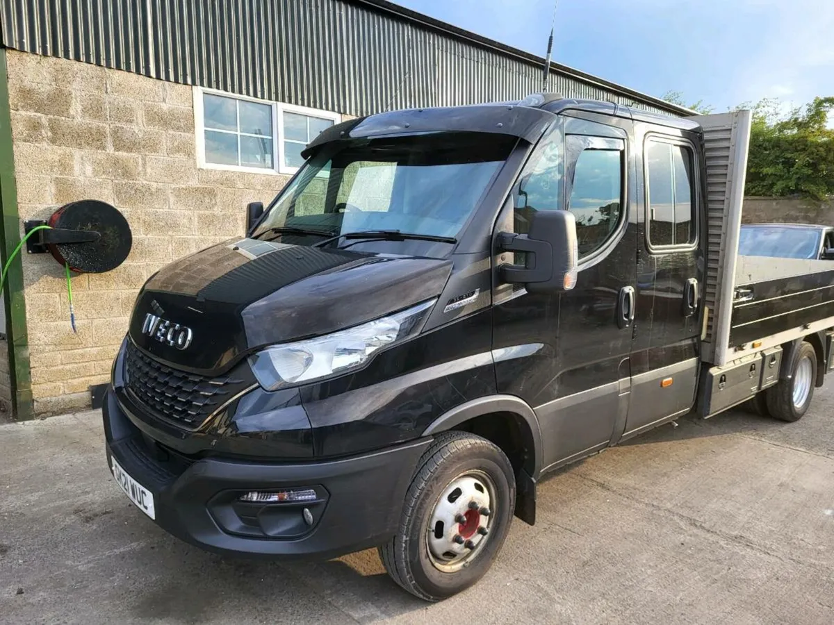 2021 Iveco daily 
35-210  
8 speed hi-matic
80,000 - Image 1