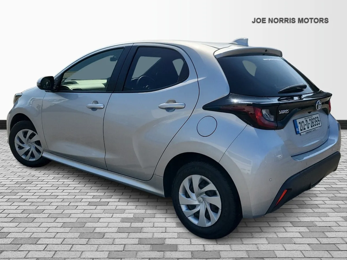 Toyota Yaris 1.0 Vvti Automatic - Image 4