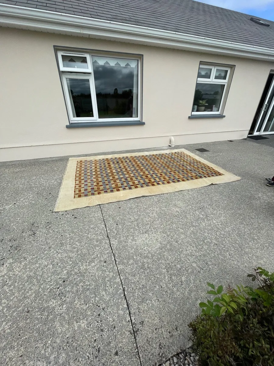 Rug - Image 2