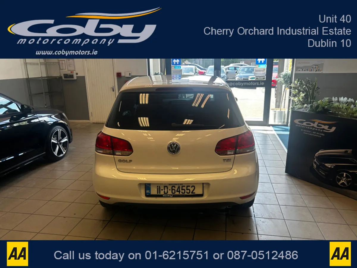 Volkswagen Golf 1.2 5DR AUTO. Immaculate Car with - Image 4