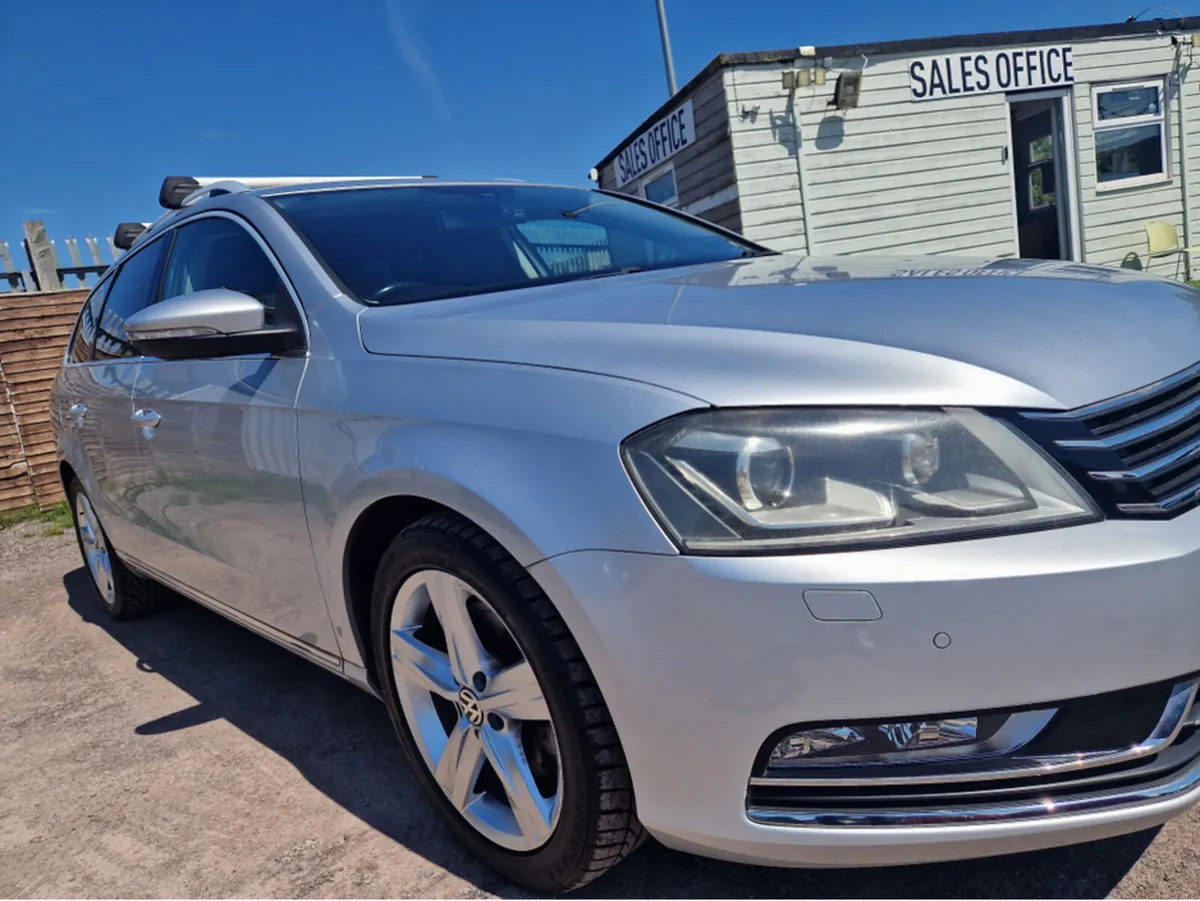 Volkswagen Passat 1.4 PETROL AUTO - Image 2