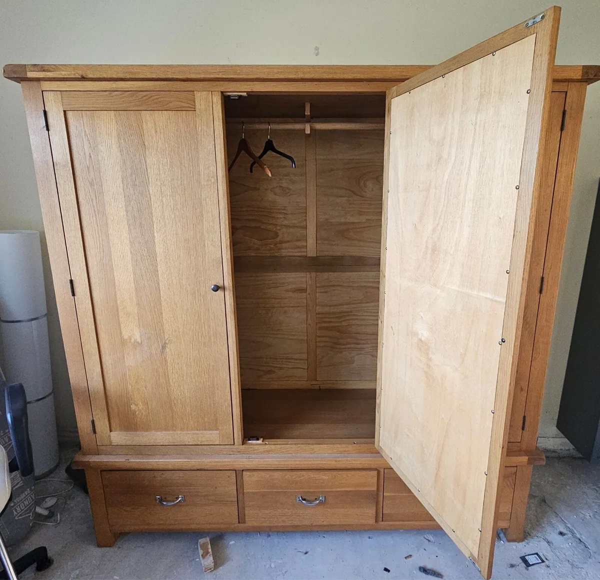 Oak Wardrobe - Image 2