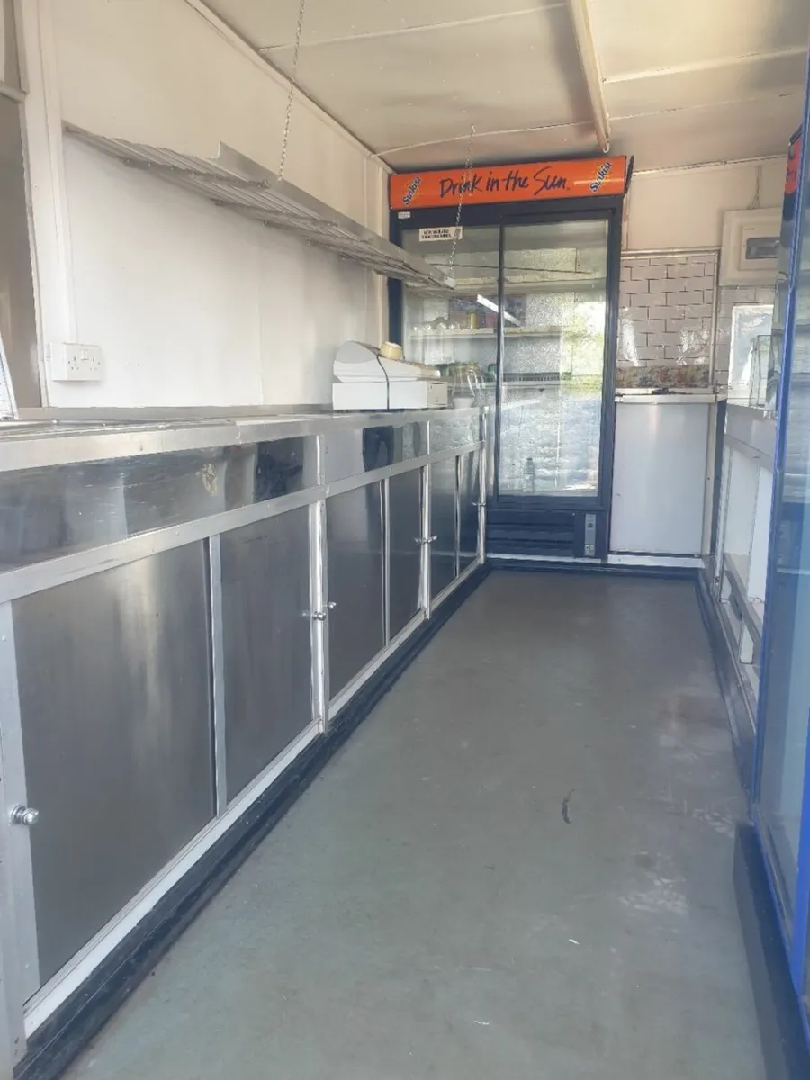 food trailer - Image 1