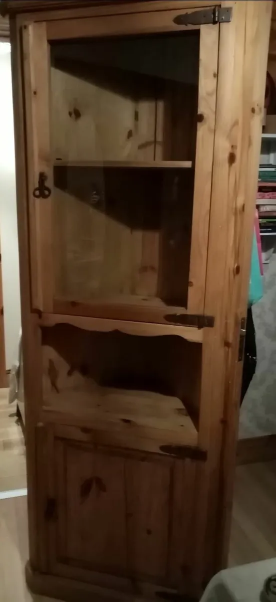 Beautiful corner unit - Image 3