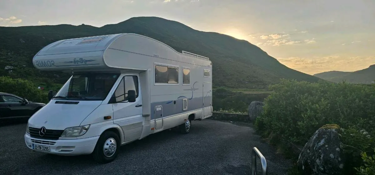 6 berth car license big garage - Image 4