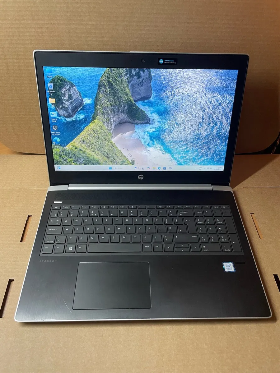 Hp laptop i5 16-256-500 win 11 - Image 1