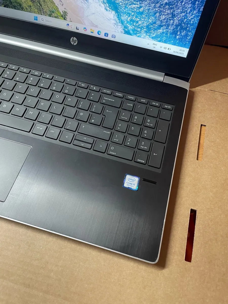 Hp laptop i5 16-256-500 win 11 - Image 2