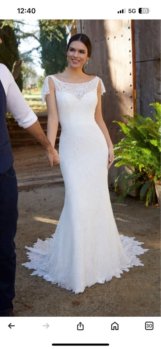 Brand new wedding dress- unused - Image 1