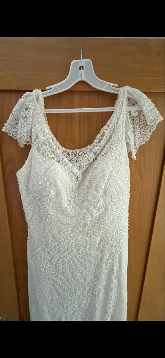 Brand new wedding dress- unused - Image 4