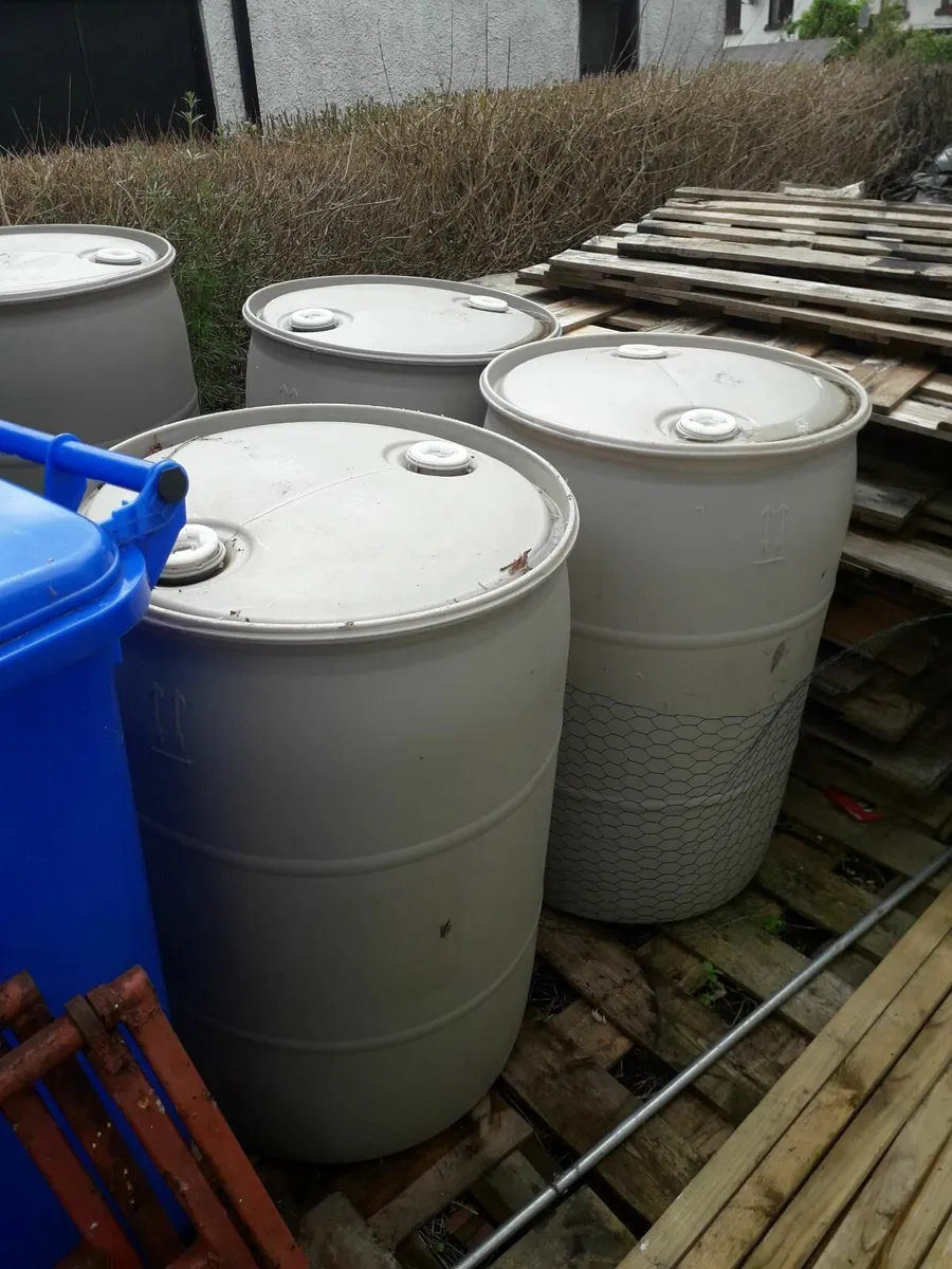 two plastic barrels 220ltr very clean - Image 1