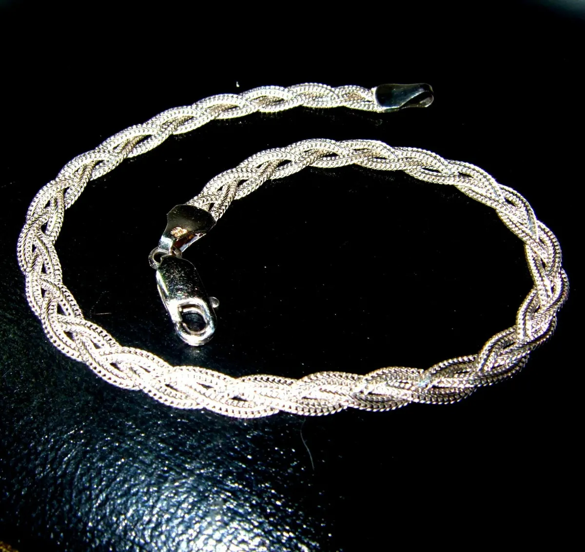 Vintage White Gold 'Weave' Bracelet - Image 1