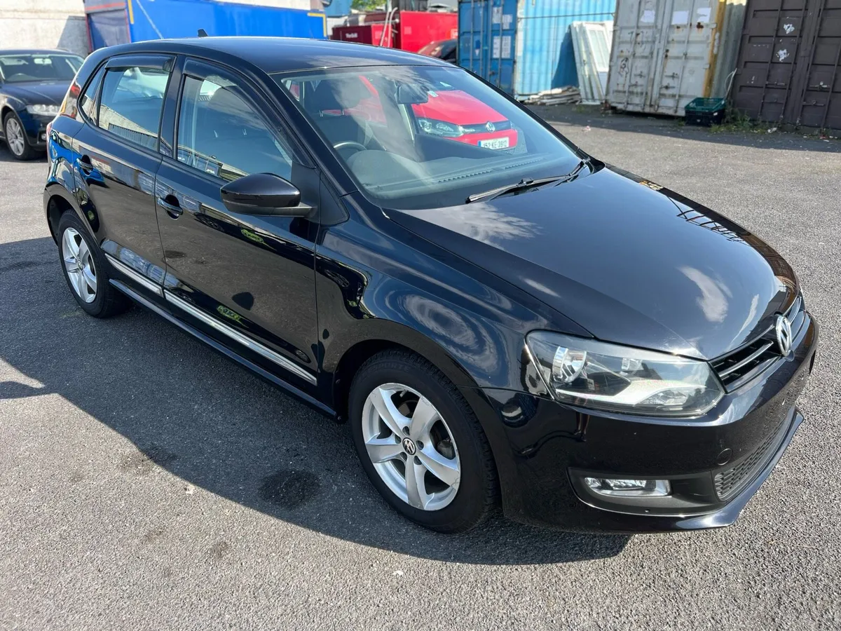 Volkswagen Polo 2014 56km auto €8999 - Image 1