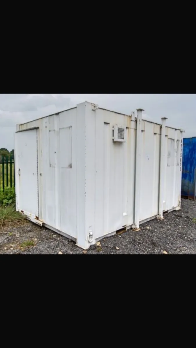 13/9ft Steel Jack Leg Modular Toilet Block - Image 1