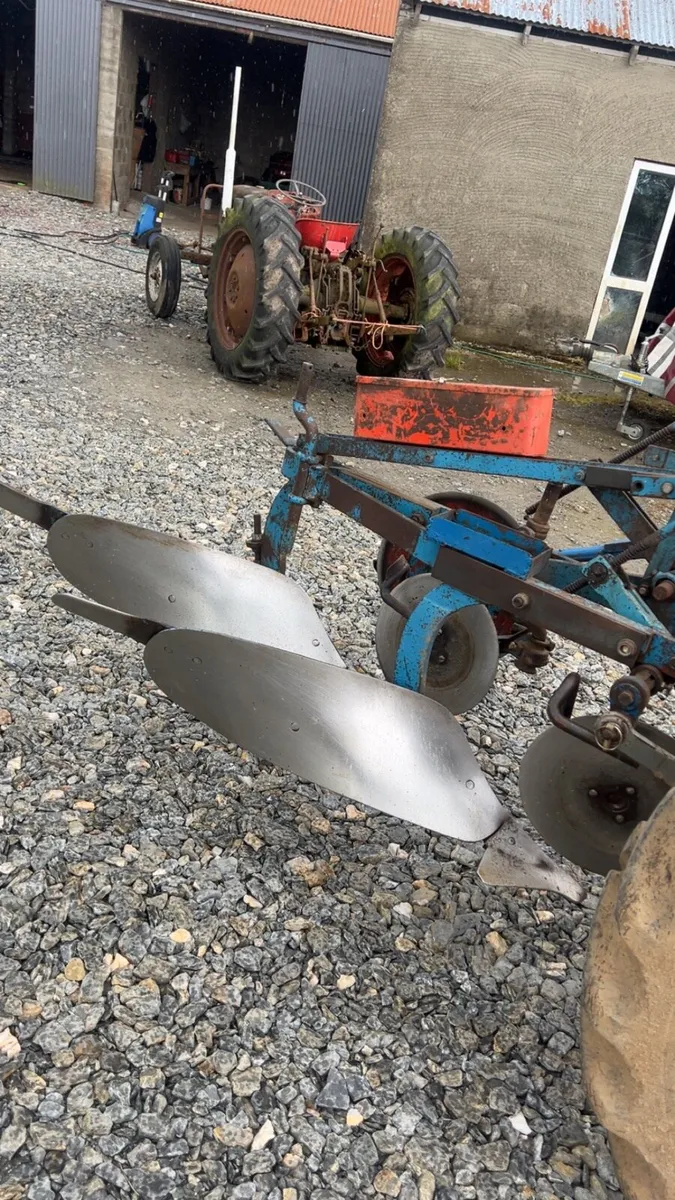 Ransomes 2 furrow match plough - Image 1