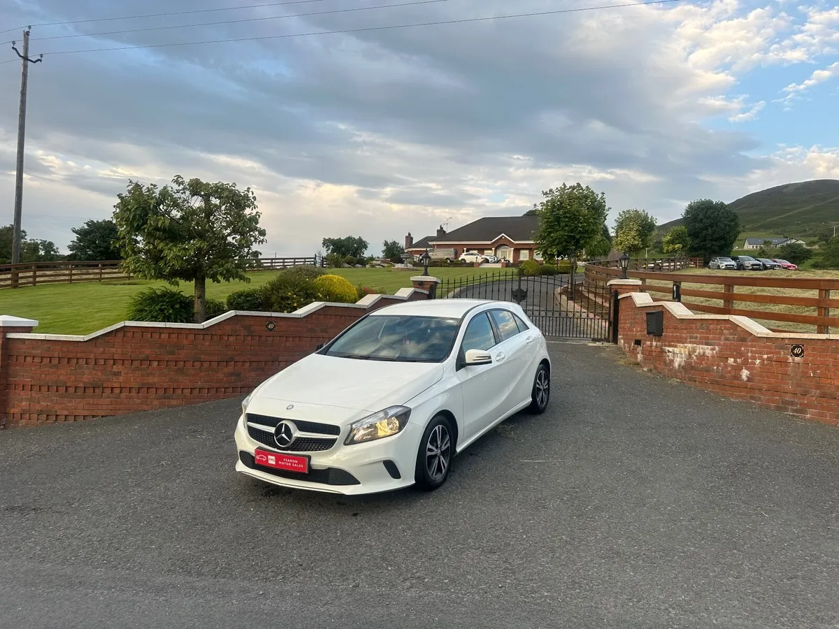 2017 Mercedes A180d Category N - Image 4