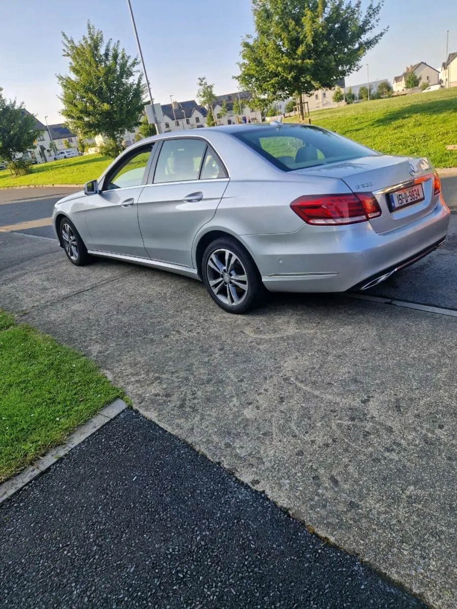 Mercedes - Image 4