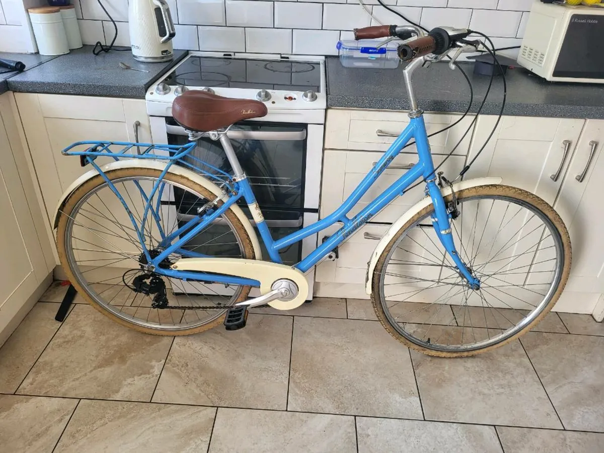 Ladies bike - Image 1