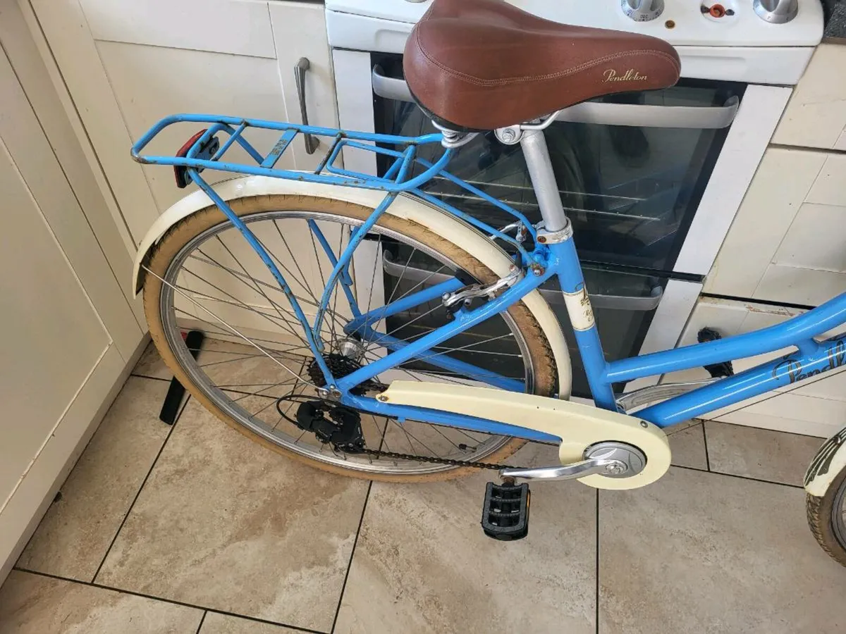Ladies bike - Image 3