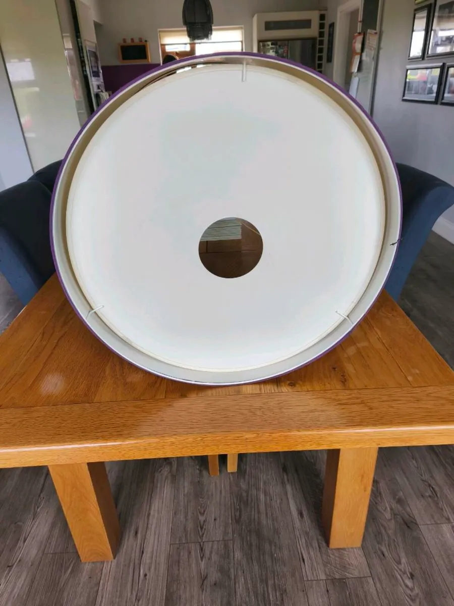 Large lampshade and table lamp - Image 2