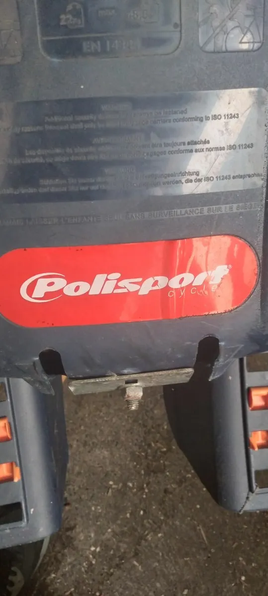 Bike seat working perfect priced 40e - Image 2