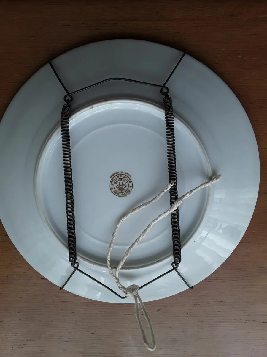 Lovely vintage wall plate with bracket - Image 3